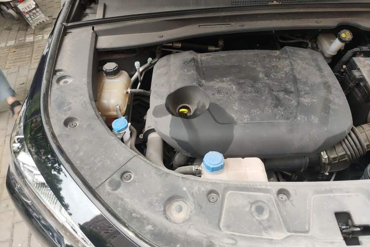 Used CHANGAN UNI-K 2021 2.0T Excellence Edition Engine Bay Right
