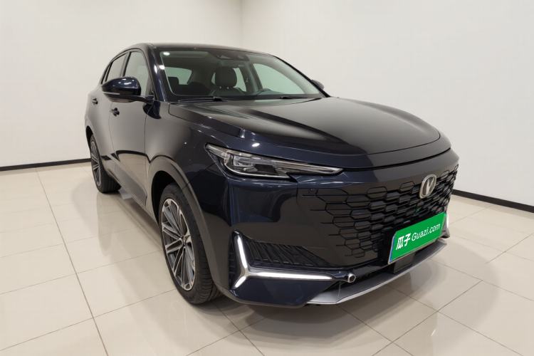 Used CHANGAN UNI-K 2021 2.0T All-Wheel Drive Prestige Version Exterior 2