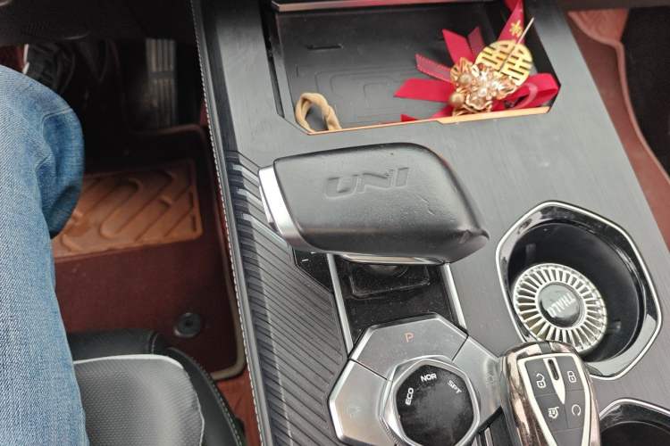 Used CHANGAN UNI-K 2021 2.0T Prestige Edition Gear Lever