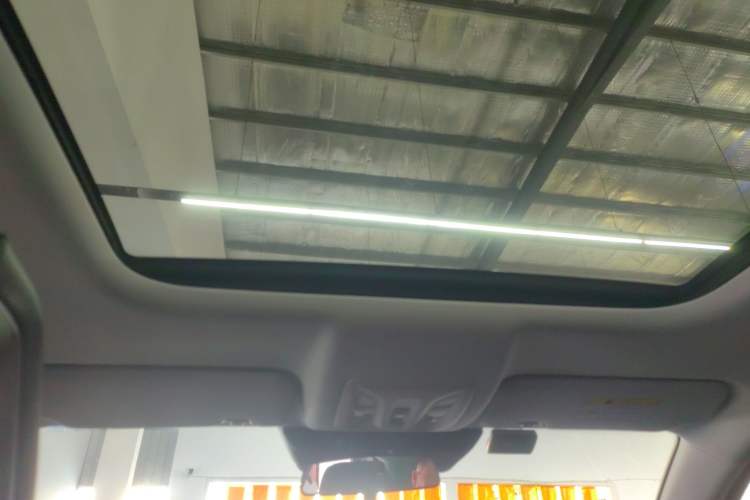 Used CHANGAN UNI-K 2021 2.0T All-Wheel Drive Prestige Version Headliner