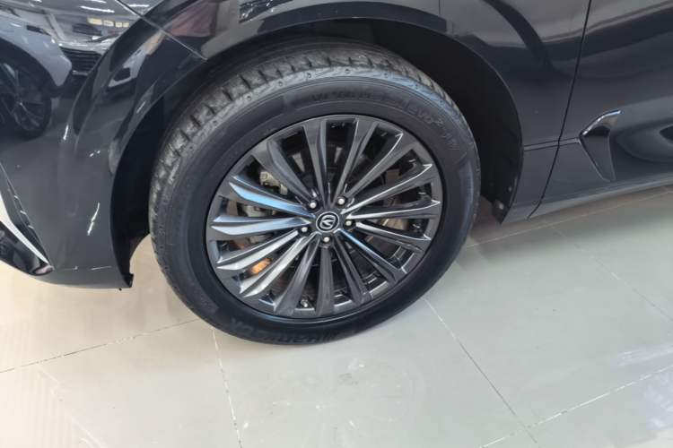 Used CHANGAN UNI-K 2021 2.0T Excellence Edition Left Front Wheel Hub