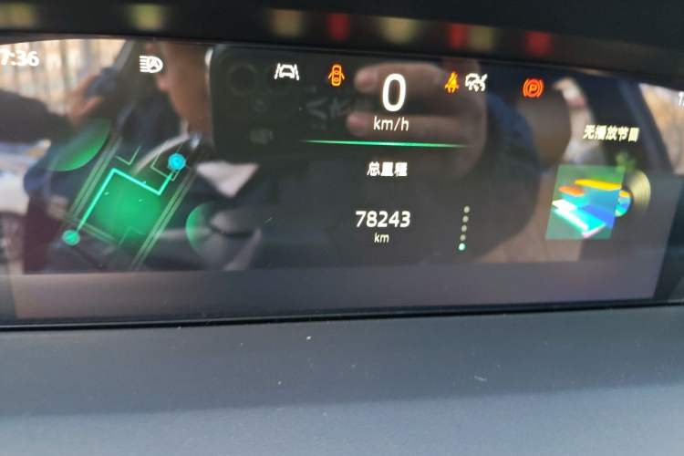 Used CHANGAN UNI-K 2021 2.0T All-Wheel Drive Prestige Version Odometer Close Up