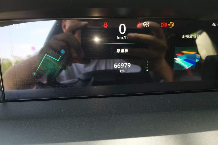 Used CHANGAN UNI-K 2021 2.0T Prestige Edition Odometer Close Up