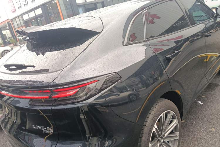 Used CHANGAN UNI-K 2021 2.0T All-Wheel Drive Prestige Version Rear Right 45 Deg