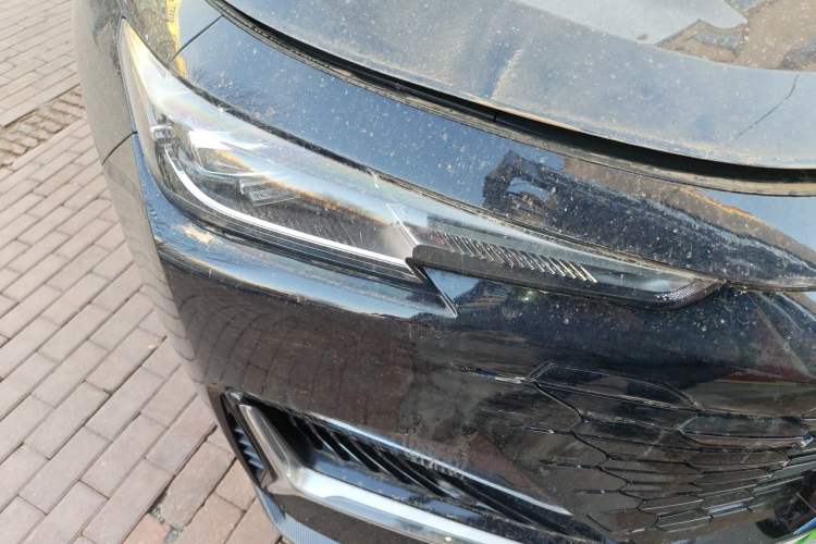 Used CHANGAN UNI-K 2021 2.0T All-Wheel Drive Prestige Version Right Front Headlight