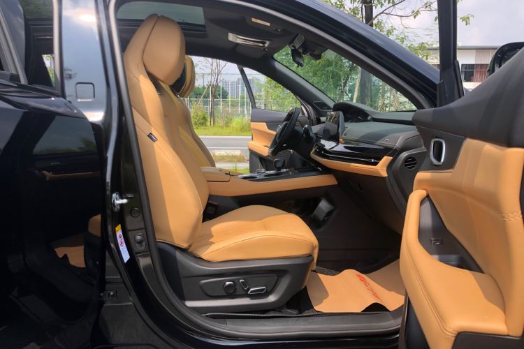Used CHANGAN UNI-K 2021 2.0T All-Wheel Drive Prestige Version Right Front Seat