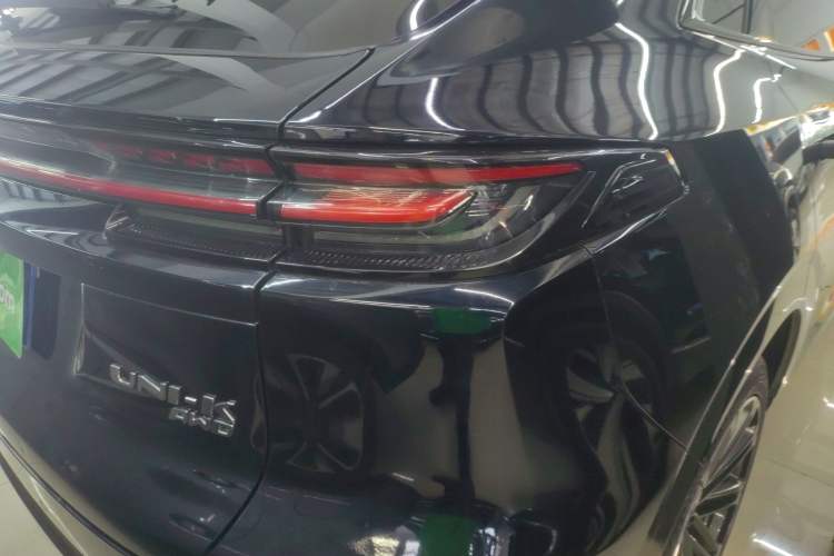 Used CHANGAN UNI-K 2021 2.0T All-Wheel Drive Prestige Version Right Rear Taillight