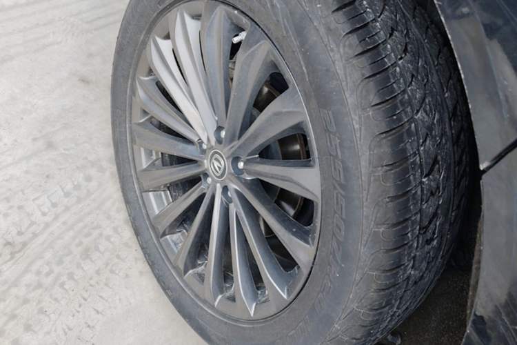 Used CHANGAN UNI-K 2021 2.0T Excellence Edition Right Rear Wheel Hub