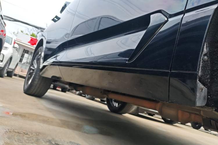 Used CHANGAN UNI-K 2021 2.0T Excellence Edition Right Side Sill