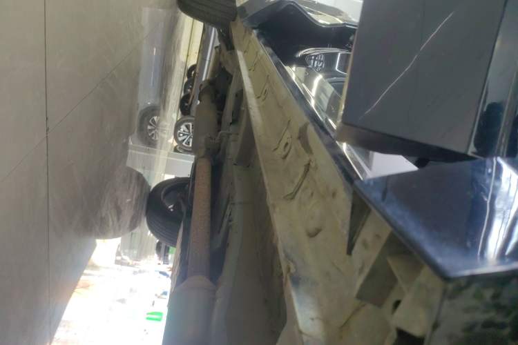 Used CHANGAN UNI-K 2021 2.0T All-Wheel Drive Prestige Version Right Side Sill