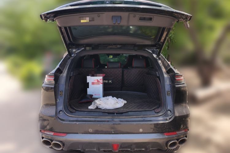 Used CHANGAN UNI-K 2021 2.0T Prestige Edition Trunk