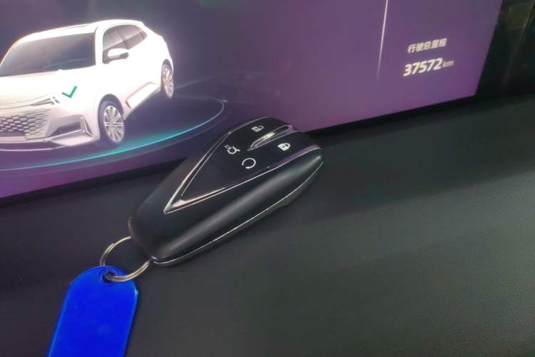 Used CHANGAN UNI-K 2021 2.0T All-Wheel Drive Prestige Version Vehicle Key