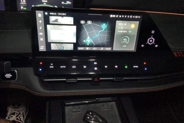 Used CHANGAN UNI-K 2021 2.0T Prestige Edition Audio And AC Panel