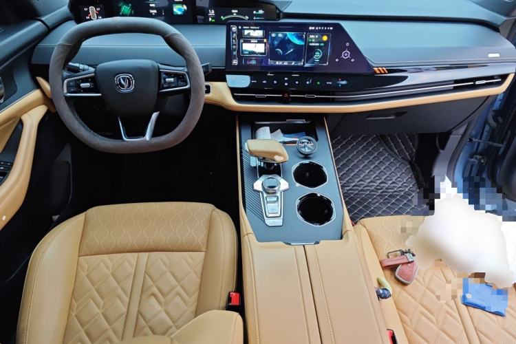 Used CHANGAN UNI-K 2021 2.0T Excellence Edition Center Console