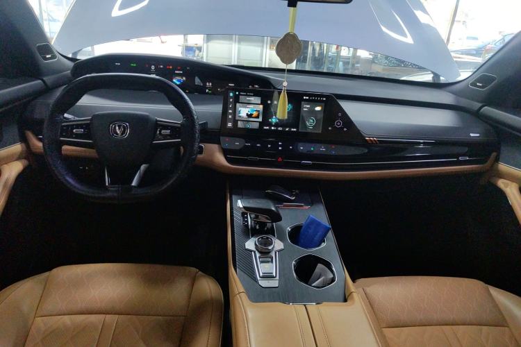 Used CHANGAN UNI-K 2021 2.0T Excellence Edition Center Console