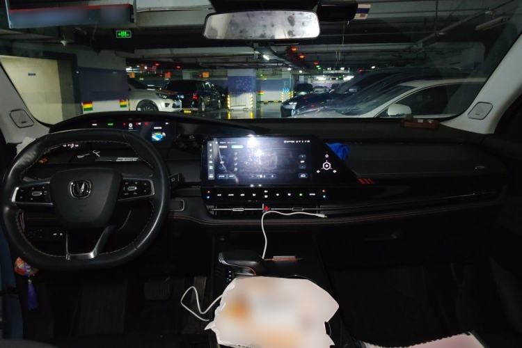 Used CHANGAN UNI-K 2021 2.0T Excellence Edition Center Console