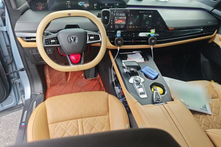 Used CHANGAN UNI-K 2021 2.0T Prestige Edition Center Console
