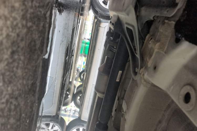 Used CHANGAN UNI-K 2021 2.0T All-Wheel Drive Prestige Version Chassis Front Left