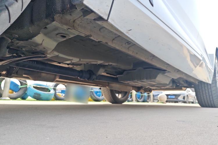Used CHANGAN UNI-K 2021 2.0T All-Wheel Drive Prestige Version Chassis Front Left