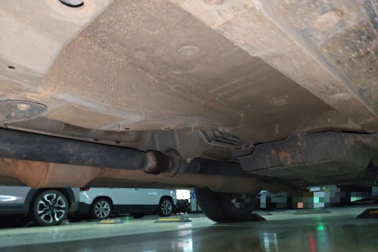Used CHANGAN UNI-K 2021 2.0T All-Wheel Drive Prestige Version Chassis Front Left