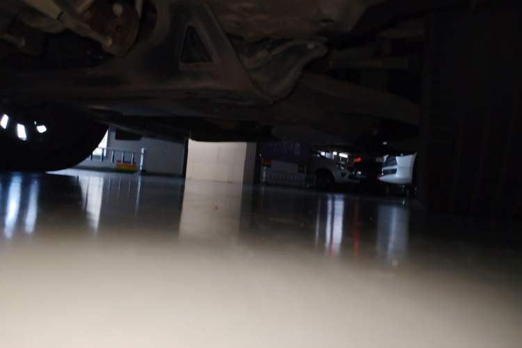 Used CHANGAN UNI-K 2021 2.0T Excellence Edition Chassis Front Right