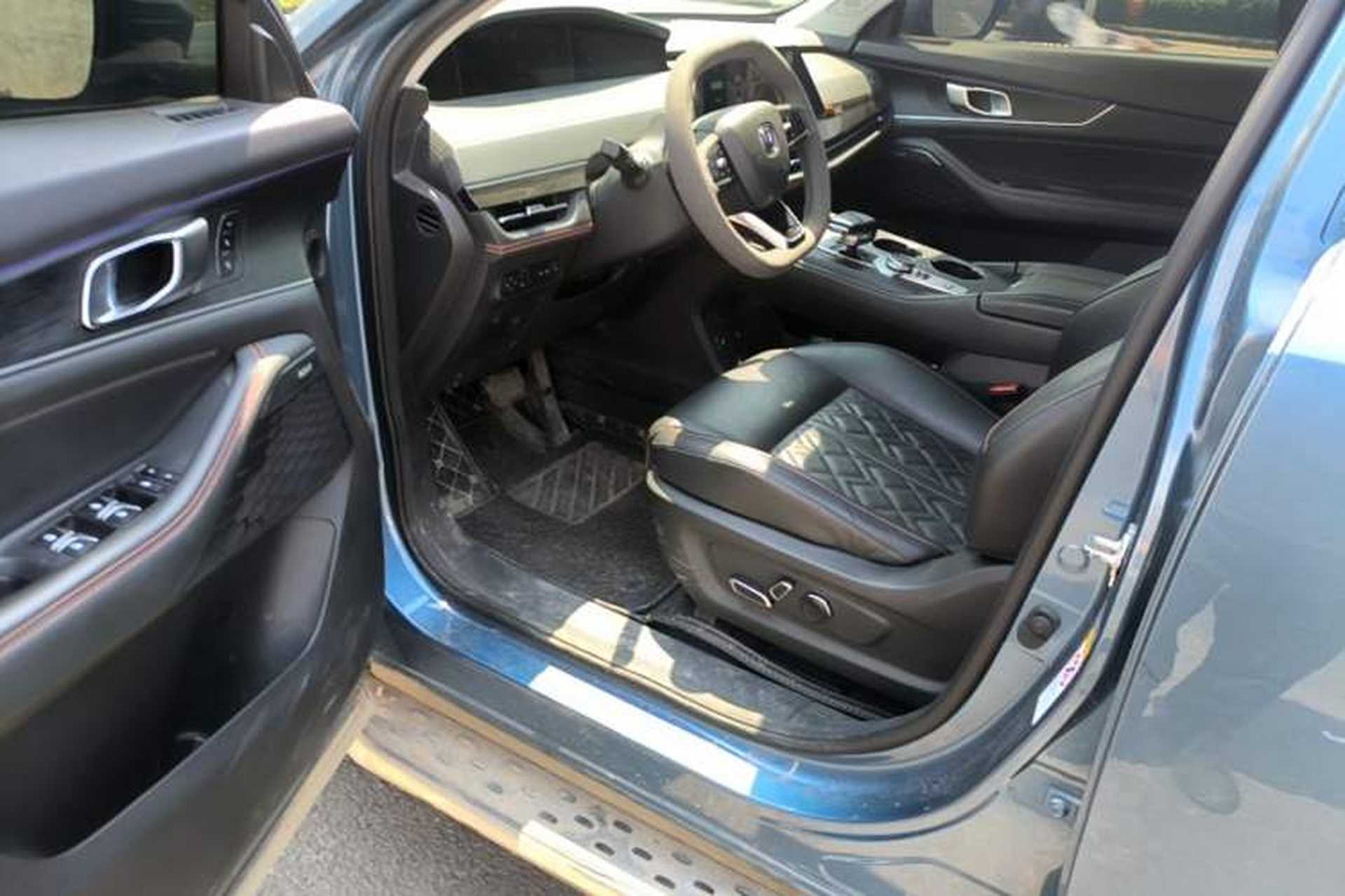 Used CHANGAN UNI-K 2021 2.0T All-Wheel Drive Prestige Version Driver Seat