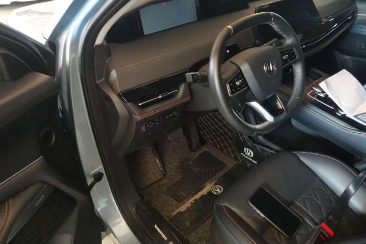 Used CHANGAN UNI-K 2021 2.0T All-Wheel Drive Prestige Version Driver Seat