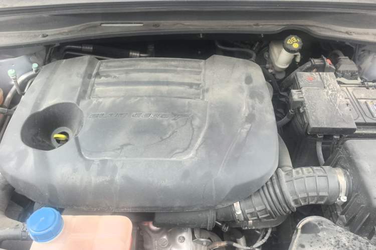 Used CHANGAN UNI-K 2021 2.0T All-Wheel Drive Prestige Version Engine Bay