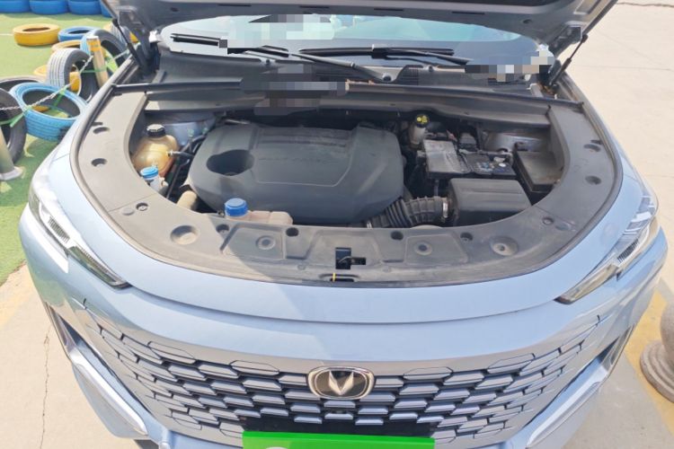 Used CHANGAN UNI-K 2021 2.0T All-Wheel Drive Prestige Version Engine Bay