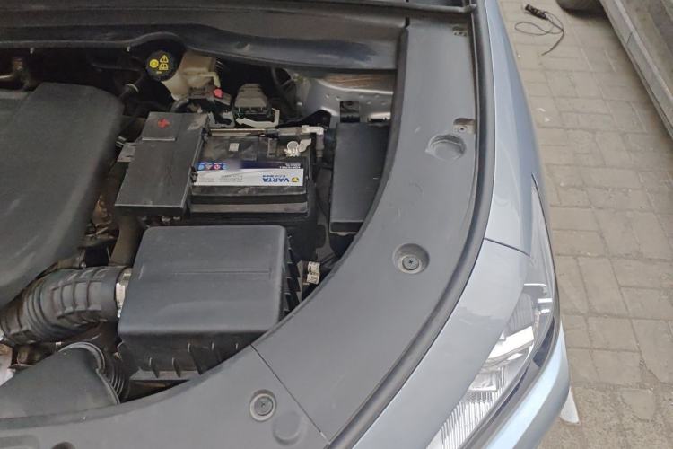 Used CHANGAN UNI-K 2021 2.0T Prestige Edition Engine Bay Left