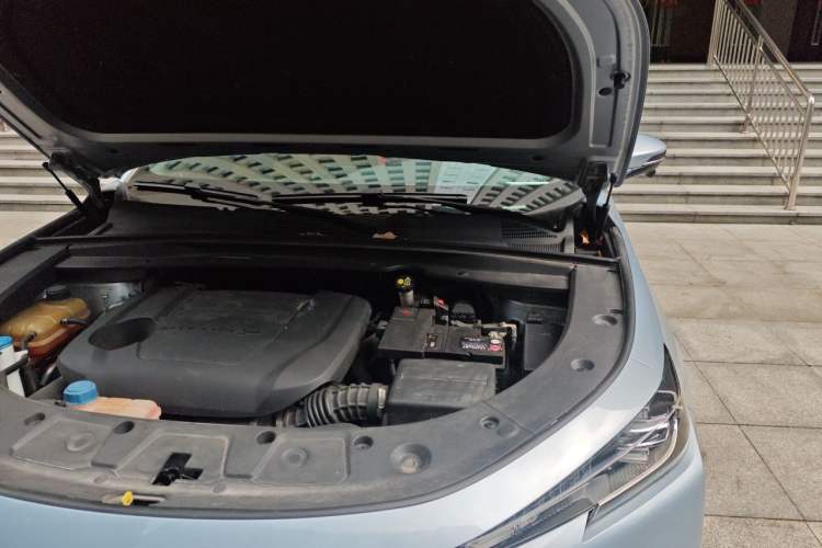 Used CHANGAN UNI-K 2021 2.0T Prestige Edition Engine Bay Left