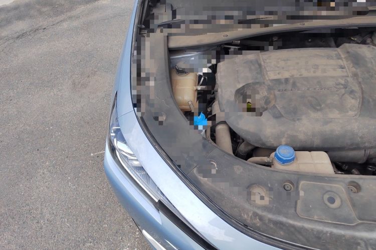 Used CHANGAN UNI-K 2021 2.0T Prestige Edition Engine Bay Right