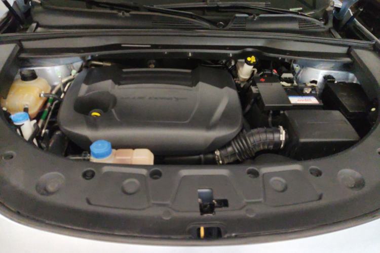 Used CHANGAN UNI-K 2021 2.0T All-Wheel Drive Prestige Version Engine Bay