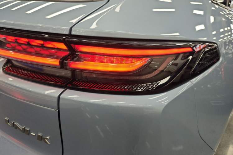 Used CHANGAN UNI-K 2021 2.0T Prestige Edition Exterior 3