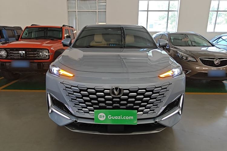 Used CHANGAN UNI-K 2021 2.0T All-Wheel Drive Prestige Version Front