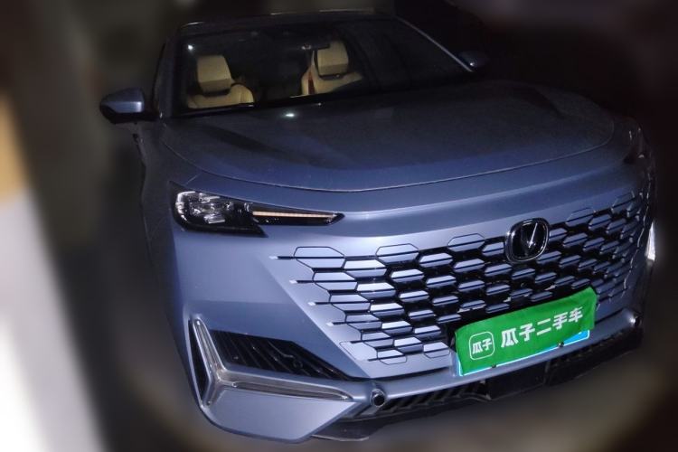 Used CHANGAN UNI-K 2021 2.0T All-Wheel Drive Prestige Version Front Right 45 Deg