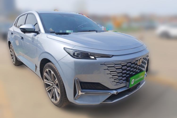 Used CHANGAN UNI-K 2021 2.0T All-Wheel Drive Prestige Version Front Right 45 Deg
