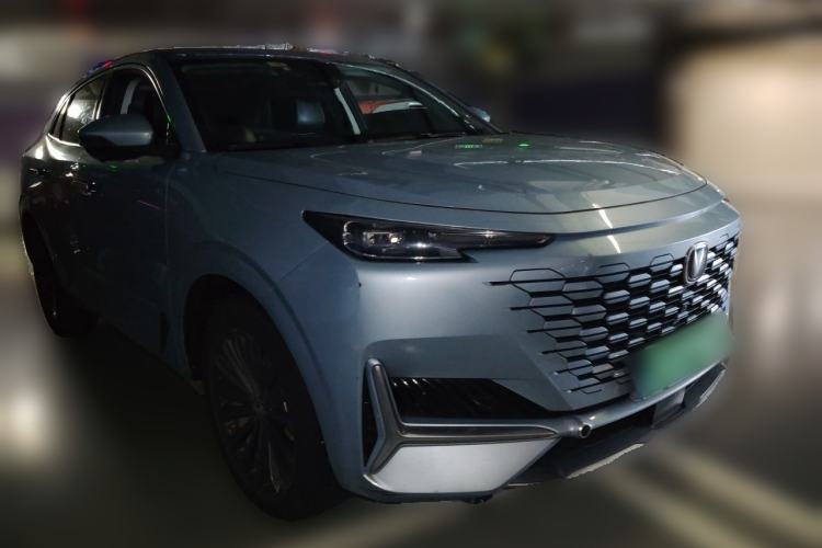 Used CHANGAN UNI-K 2021 2.0T Excellence Edition Front Right 45 Deg