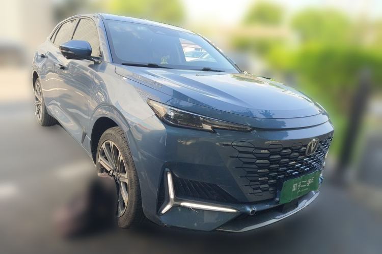 Used CHANGAN UNI-K 2021 2.0T Prestige Edition Front Right 45 Deg