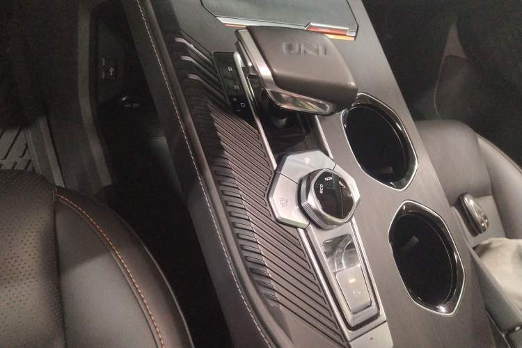 Used CHANGAN UNI-K 2021 2.0T Luxury Version Gear Lever