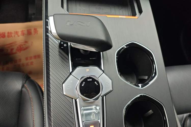 Used CHANGAN UNI-K 2021 2.0T Prestige Edition Gear Lever