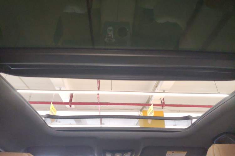 Used CHANGAN UNI-K 2021 2.0T All-Wheel Drive Prestige Version Headliner