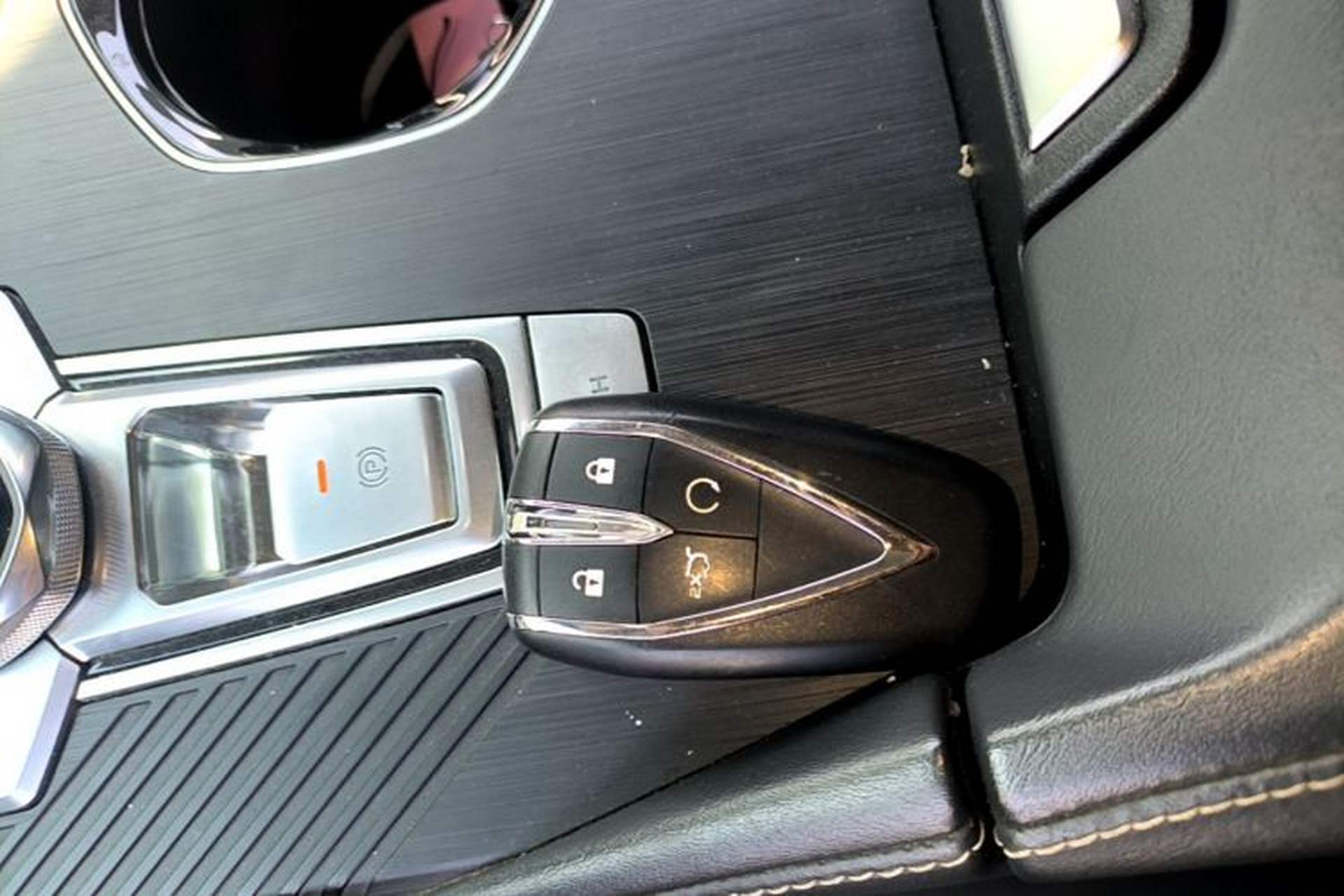 Used CHANGAN UNI-K 2021 2.0T All-Wheel Drive Prestige Version Interior 1
