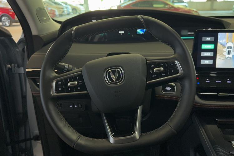 Used CHANGAN UNI-K 2021 2.0T Prestige Edition Interior 4