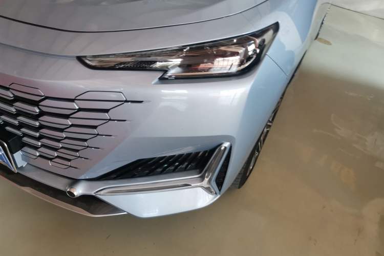 Used CHANGAN UNI-K 2021 2.0T All-Wheel Drive Prestige Version Left Front Headlight