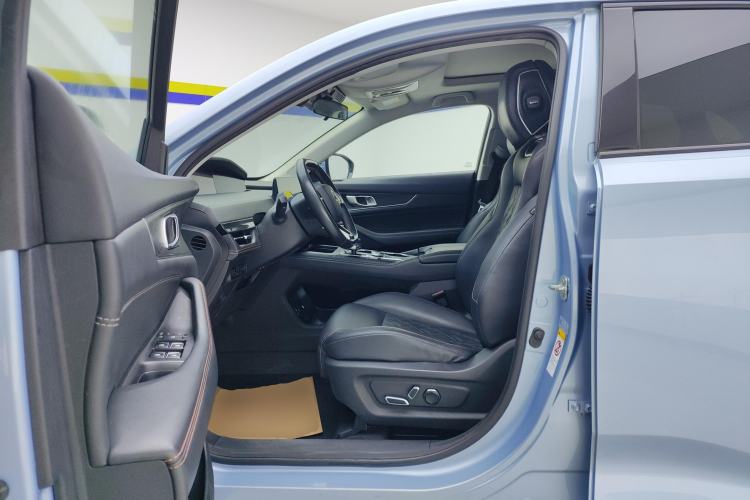 Used CHANGAN UNI-K 2021 2.0T All-Wheel Drive Prestige Version Left Front Seat