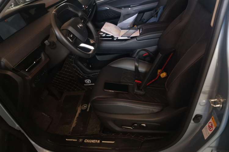 Used CHANGAN UNI-K 2021 2.0T All-Wheel Drive Prestige Version Left Front Seat