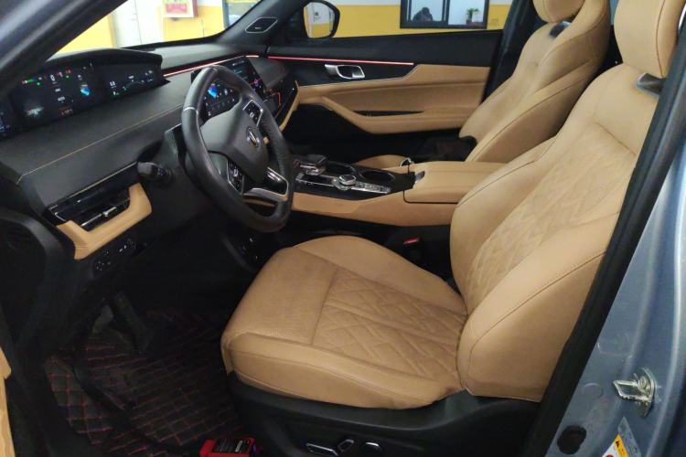 Used CHANGAN UNI-K 2021 2.0T All-Wheel Drive Prestige Version Left Front Seat