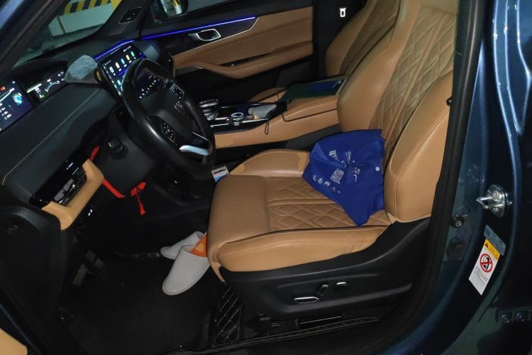 Used CHANGAN UNI-K 2021 2.0T All-Wheel Drive Prestige Version Left Front Seat