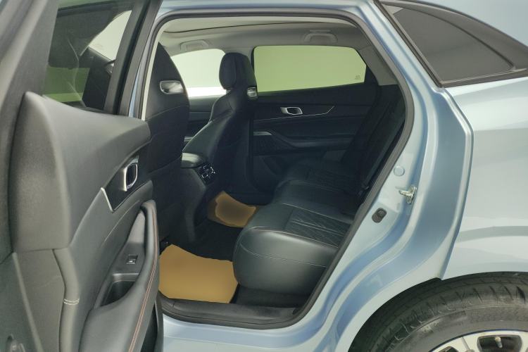 Used CHANGAN UNI-K 2021 2.0T All-Wheel Drive Prestige Version Left Rear Seat